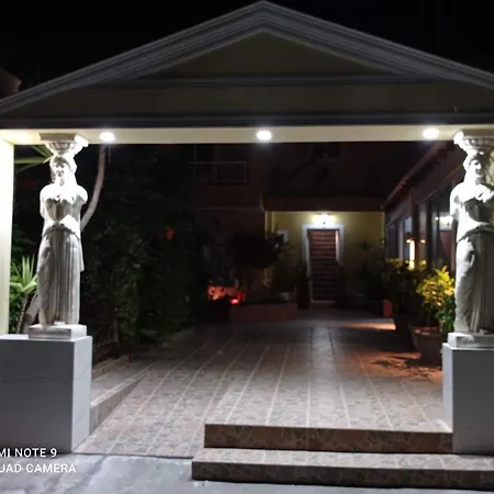 Savvas Studios-2